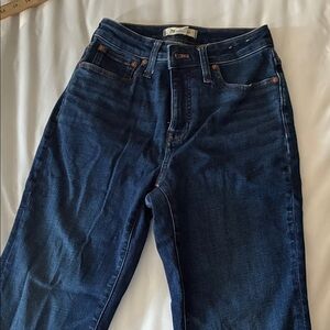 Madewell women’s curvy kick out jeans 27